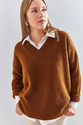 V-Ausschnitt Langarmpullover