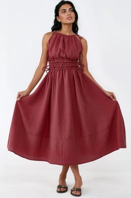 Raffinierter Träger-Midi-Kleid