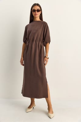 Midi Baumwollkleid mit Rundhalsausschnitt und Dreiviertelärmeln