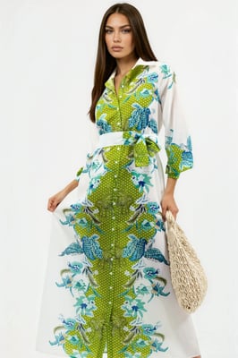 Blumenkleid mit Gürtel in Midi-Länge