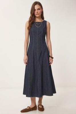 A-Linie Midi-Denimkleid mit Rundhalsausschnitt
