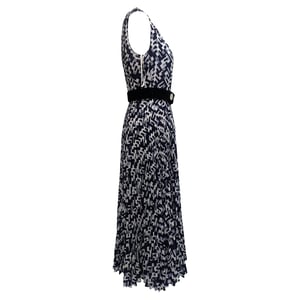 Prada Gürtel Midikleid ohne Ärmel mit geometrischem Print in Marineblau aus Polyester
