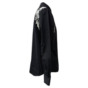Alexander McQueen Besticktes Nadelstreifenhemd aus schwarzer Baumwolle