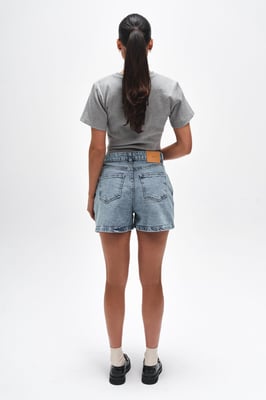 BENU Damen Blau Graue Denim Shorts