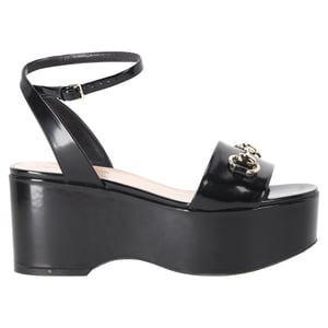 Gucci Horsebit Plateau-Sandalen mit Knöchelriemen aus schwarzem Kalbsleder