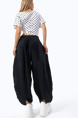 Hosen mit weitem Bein und elastischem Bund