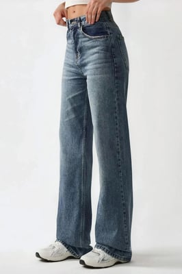 Hochtaillierte gerade Denim-Jeans