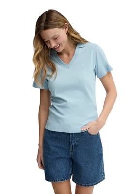 Cotolino-Poloshirt hellblau mit knopflosem Kragen und Rigby Go Stickerei