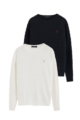 Zweierpack Herren-Strickpullover marineblau und ecru mit Zopfmuster und Rigby Go Logo