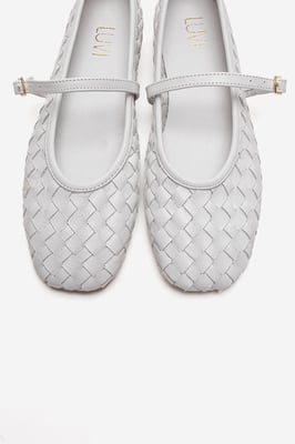 Yevora Leder Geflochtener Riemen Ballerina