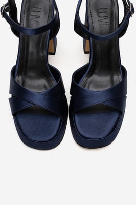 Yvonne Plateau-Sandalen