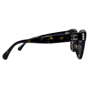 Chanel Schildkrötenschild Rechteckige Sonnenbrille aus braunem Acetat