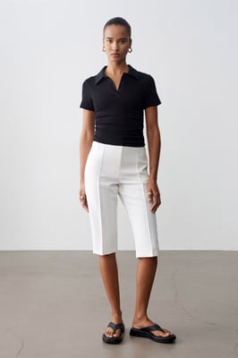 Hochtaillierte Gerade Capri-Shorts mit Schlitz