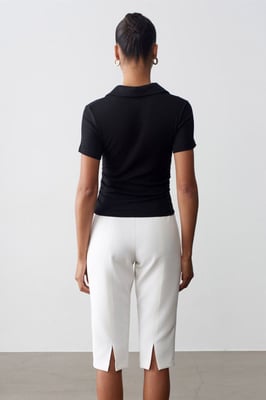 Hochtaillierte Gerade Capri-Shorts mit Schlitz