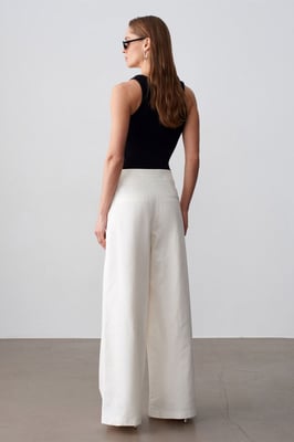 Hochbundweitgeschnittene Faltenhose für Damen