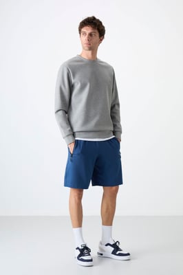 Herren Sweatshorts mit regulärer Passform aus Strick