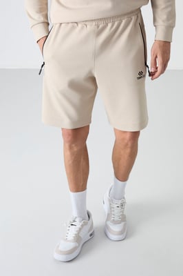 Herren Sweatshorts in regulärer Passform aus Strick