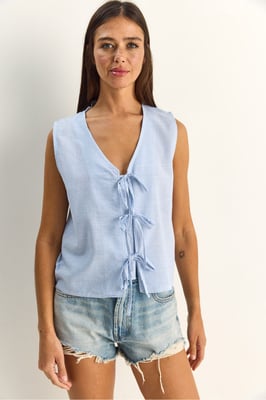 Gestreifte V-Ausschnitt-Bluse mit Bindedetail