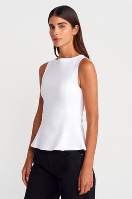 Taillierte ärmellose Peplum-Bluse