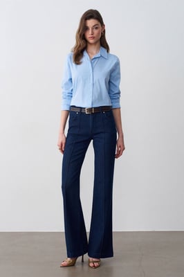 High-Waist Schlagjeans