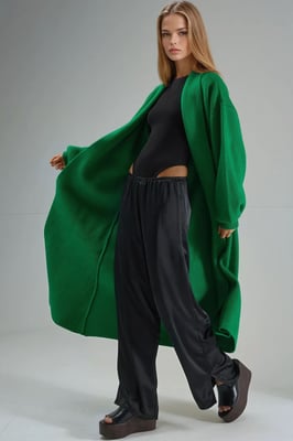Langer Strickjacke