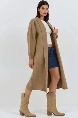 Langer Strickwaren-Cardigan
