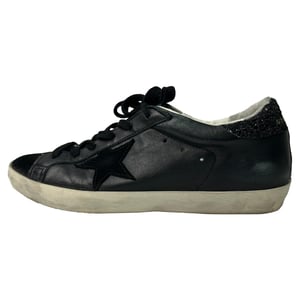 Golden Goose SuperStar Sneakers aus schwarzem Leder