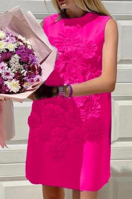 Gesticktes ärmelloses Minikleid