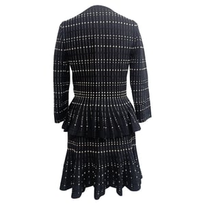 Alexander McQueen Gestreiftes Peplum-Cardigan- und Midirock-Set aus schwarzer Viskose