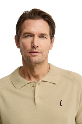 Kurzärmliger Pullover beige mit Polokragen und Rigby Go Logo