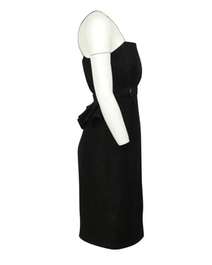 Schwarzes, tailliertes Etuikleid von Bottega Veneta aus Viskose