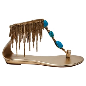 Jimmy Choo Fransen-Ketten-Akzent-Flatsandalen aus goldfarbenem Leder