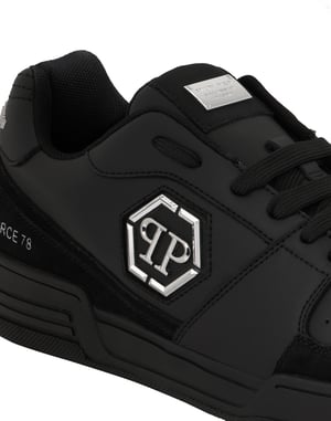 Lo-Top Turnschuhe P-Force 78
