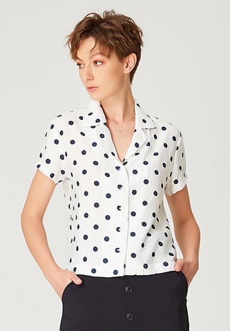 Hemd mit kurzen Ärmeln und Polka-Dot-Druck