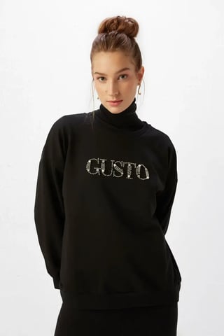 Logo Sweatshirt in Black