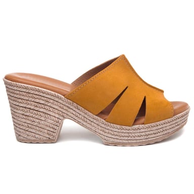 Confortable wedge sandal Purapiel in Mustard