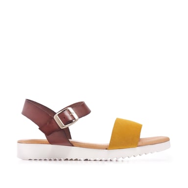María Barceló Leather Flip Flop Sandals in Yellow