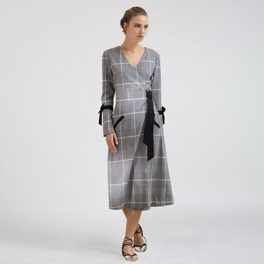 Midikleid in Wickeloptik mit Schottenmuster