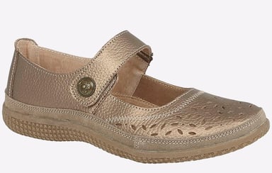 Boulevard Ontario Perforated Bar Leather Womens