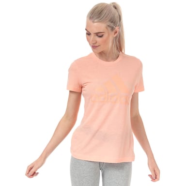 T-Shirt Must Haves Badge Of Sport adidas Pour Femme en Rose