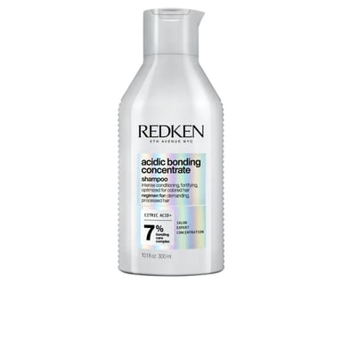 Das Sulfatfreie Shampoo Acidic Color Gloss Verstärkt Den Glanz Ihrer Farbe. 300 ml