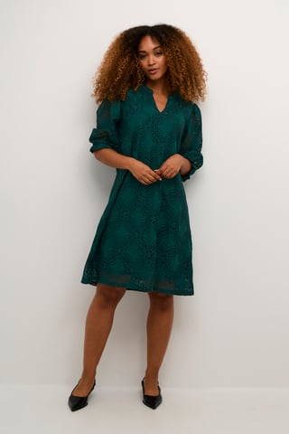 Kleid Relaxed fit green