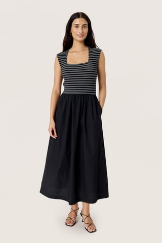 Jerseykleid Feminine Form