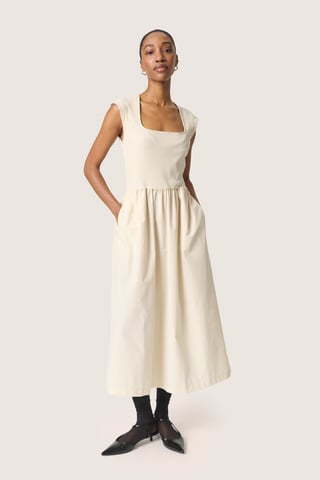 Jerseykleid Feminine Form beige