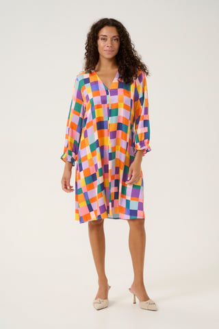 Kleid mit femininer Silhouette