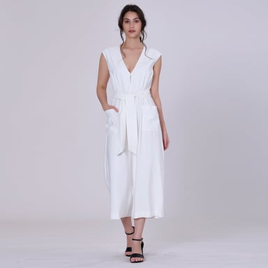 Hemdblusenkleid mit V-Ausschnitt und aufgesetzten Taschen