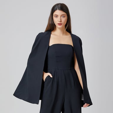 Minimalistischer Abendumhang