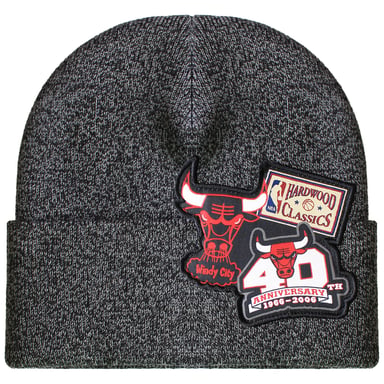 Mitchell & Ness NBA Chicago Bulls Logo Patch Knit Black Beanie