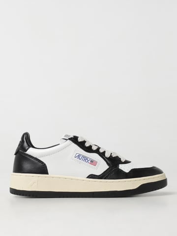 Medalist Low Top Sneaker