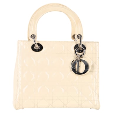 Dior Lady Dior Henkeltasche in Elfenbein-Lackleder (mittelgroß)
